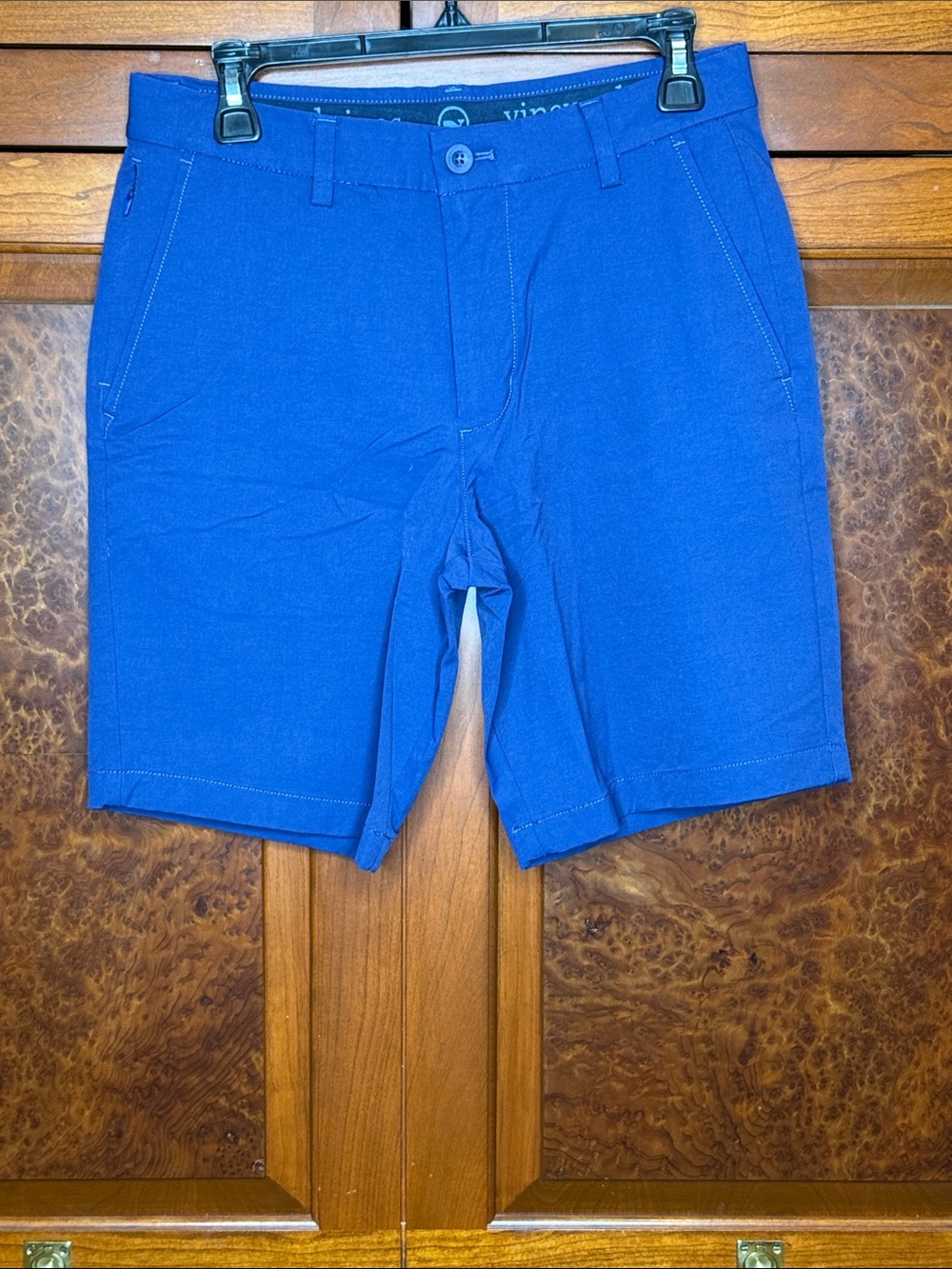 Vineyard Vines Men's Navy Blue Flat-Front Shorts 28“ waist, 7” inseam